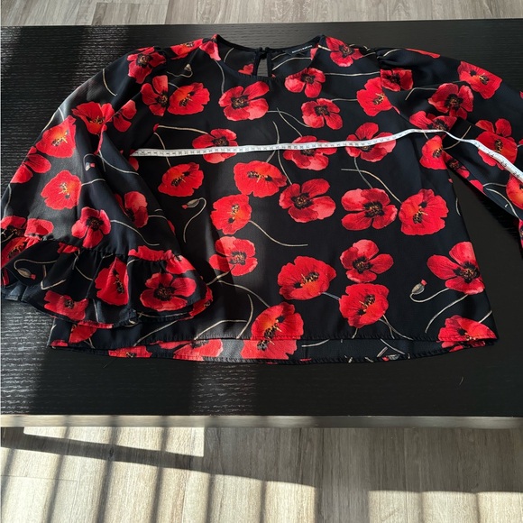 Women summer blouse - Picture 5 of 8